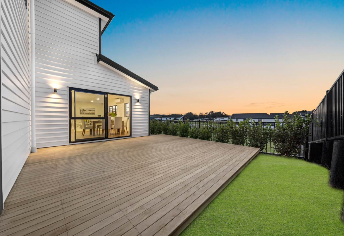 2 kitchens, 5 beds 3.5 baths house with double garage, A versatile self-contained accommodation wing with its own living area, 1 bed, 1 bath and private external entrance, 61 Rongoa Maori Way, Pukekohe, Auckland
