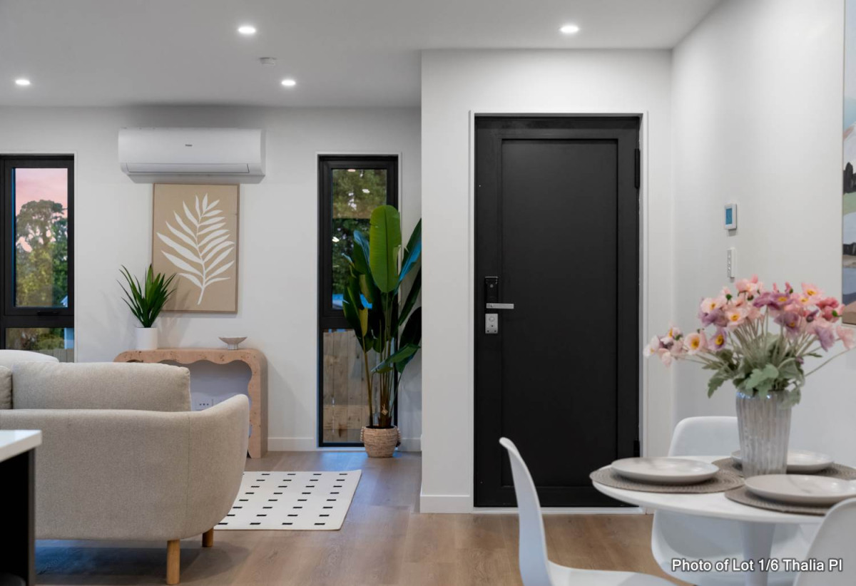 Brandnew standalone 3 beds 2.5 baths home with garage, 0.8 km to Target Road School, Lot 1-4/6 Thalia Place, Totara Vale, Auckland