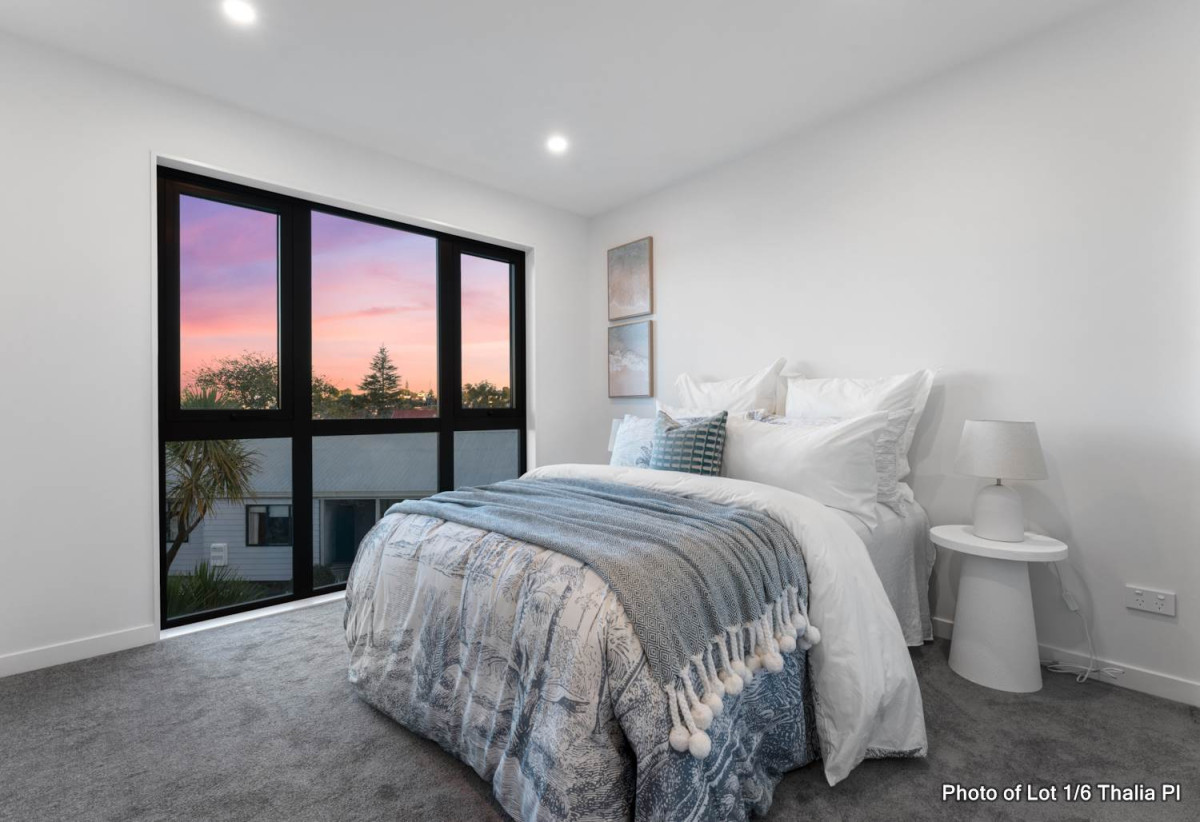 Brandnew standalone 3 beds 2.5 baths home with garage, 0.8 km to Target Road School, Lot 1-4/6 Thalia Place, Totara Vale, Auckland