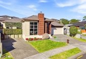 517m2 section, Brick and tile 5 beds 2 baths house with double garage, 0.4 km to Ormiston Junior College, 61 Salford Crescent, Flat Bush, Auckland