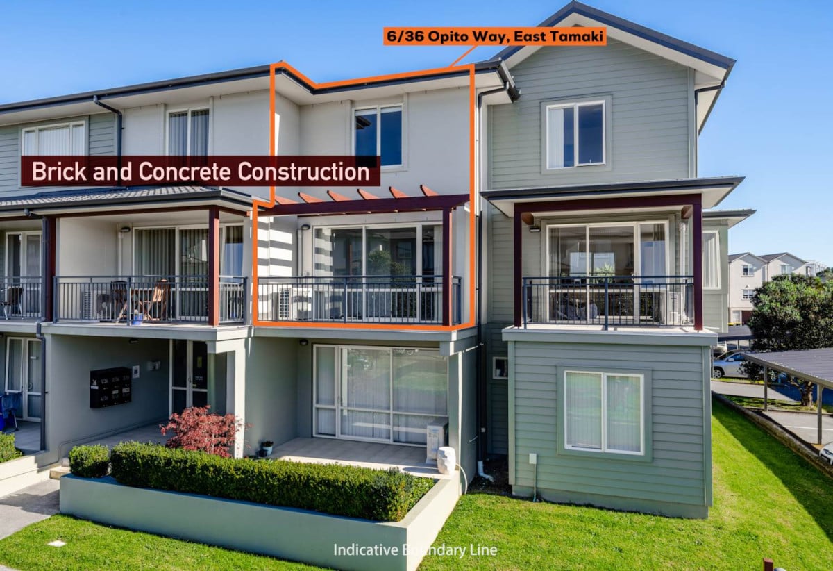 Botany Downs Secondary College zone, Walk to Botany Town Centre – Vacant & Ready, Renovated, 2 beds 1 bath apartment with car park, 6/36 Opito Way, East Tamaki, Auckland