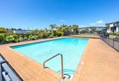 Botany Downs Secondary College zone, Walk to Botany Town Centre – Vacant & Ready, Renovated, 2 beds 1 bath apartment with car park, 6/36 Opito Way, East Tamaki, Auckland