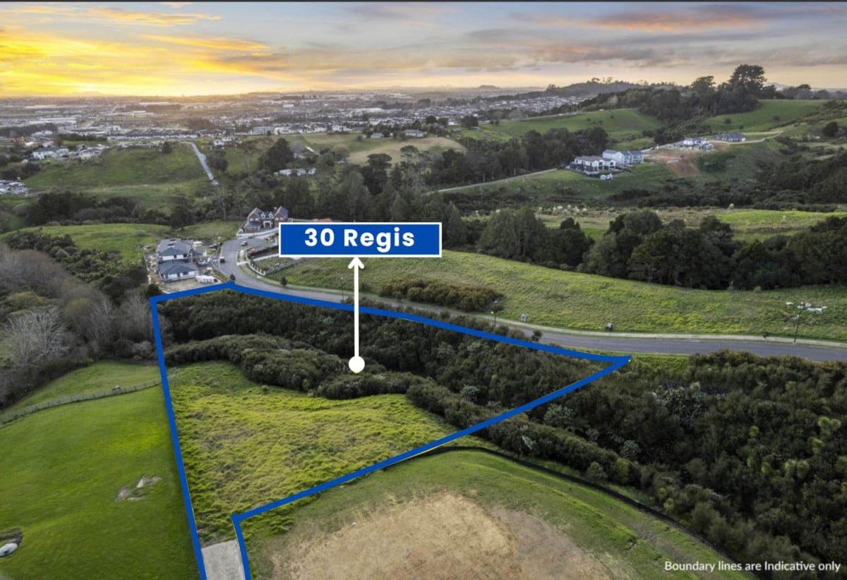 8178m2 section, 1.2 km to Mission Heights Junior College, 2.2 km to Ormiston Senior College, 30 Regis Lane, Flat Bush, Auckland