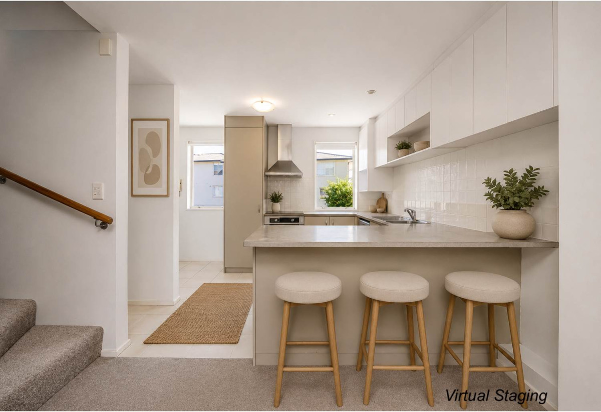 Botany Downs Secondary College zone, Walk to Botany Town Centre – Vacant & Ready, Renovated, 2 beds 1 bath apartment with car park, 6/36 Opito Way, East Tamaki, Auckland