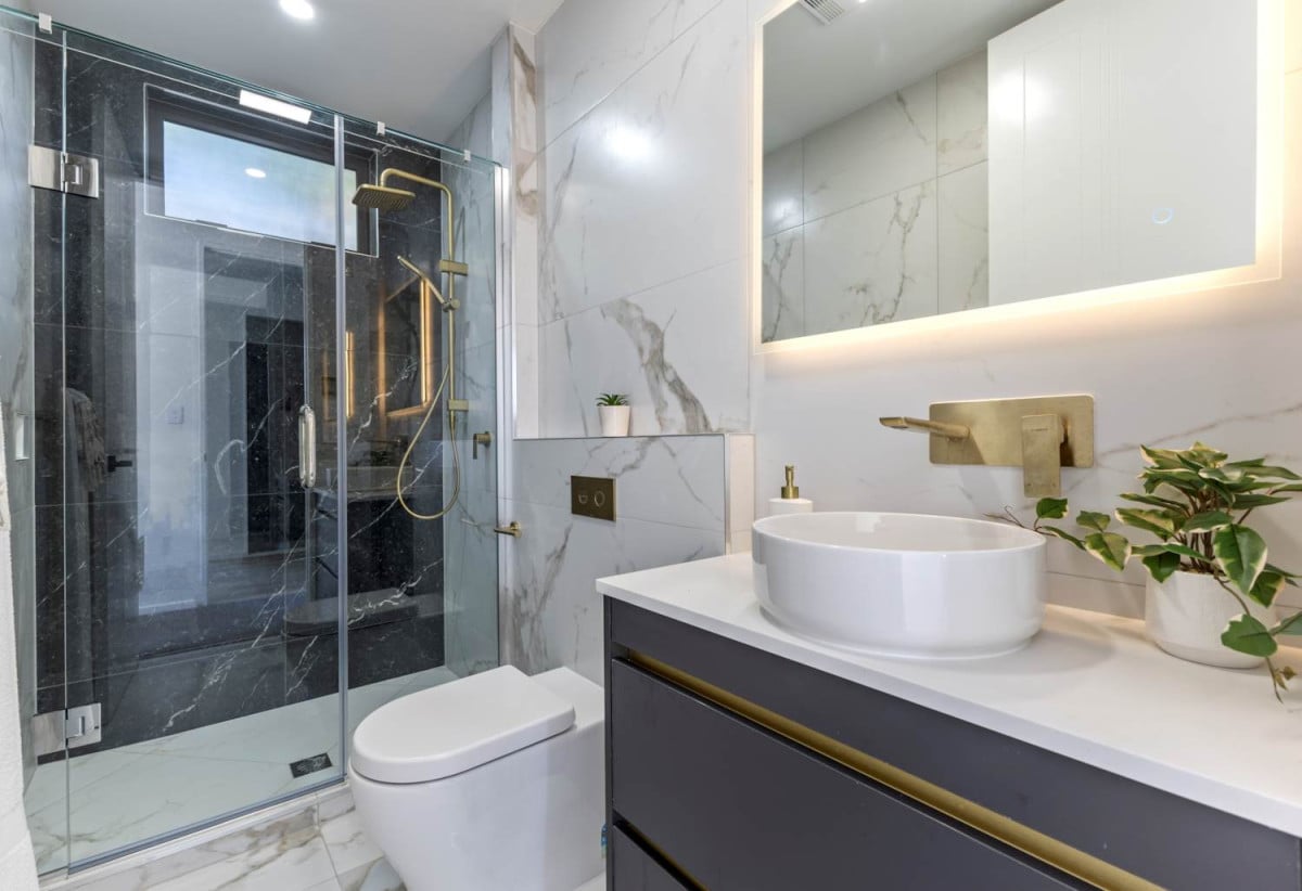 Double Grammar Zone, 10-Year Master Build Guarantee, Brandnew freehold 4 beds (2 ensuites) 3.5 baths home with garage, 1 ensuite ground floor, move-in ready, zoned for Epsom Girls’ Grammar School and Auckland Grammar, 3/568 Manukau Road, Epsom, Auckland