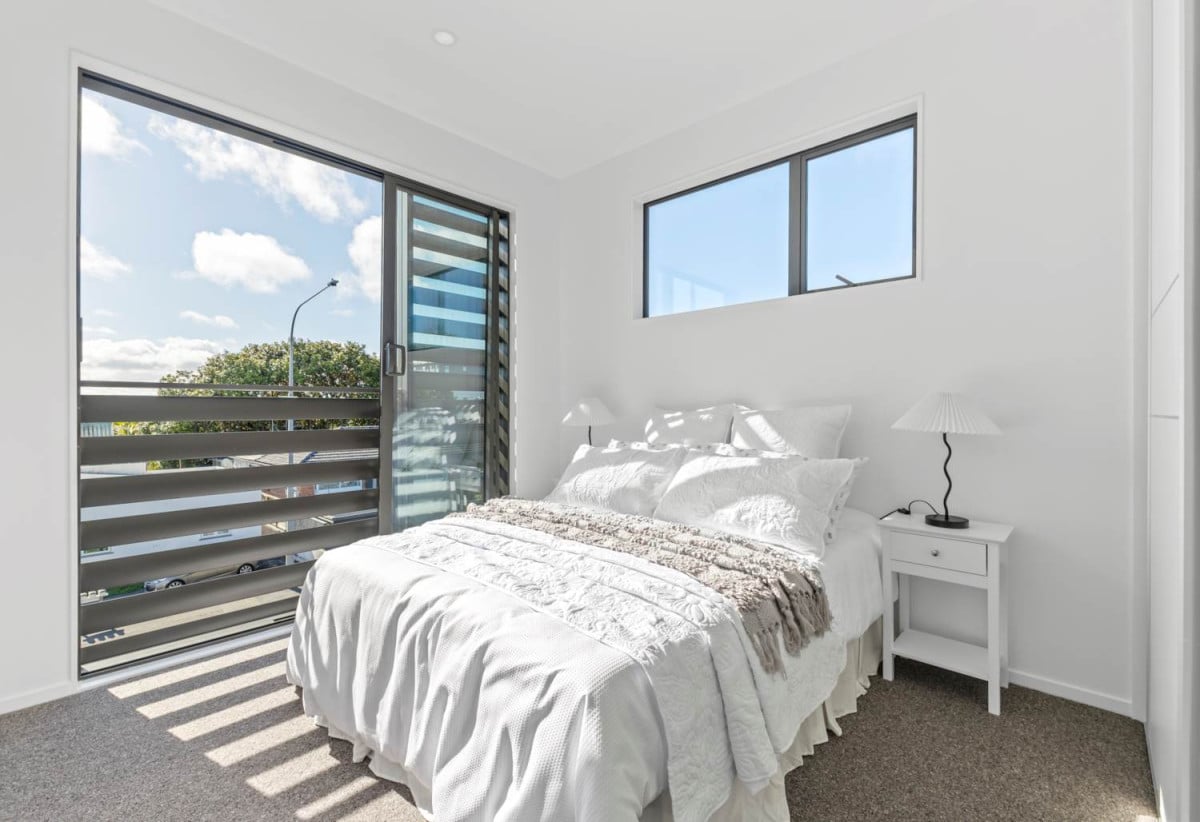 Double Grammar Zone, 10-Year Master Build Guarantee, Brandnew freehold 4 beds (2 ensuites) 3.5 baths home with garage, 1 ensuite ground floor, move-in ready, zoned for Epsom Girls’ Grammar School and Auckland Grammar, 3/568 Manukau Road, Epsom, Auckland
