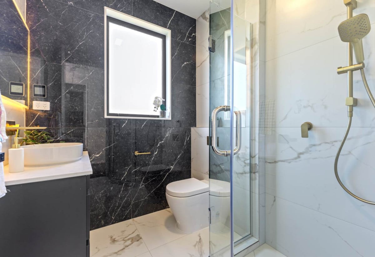 Double Grammar Zone, 10-Year Master Build Guarantee, Brandnew freehold 4 beds (2 ensuites) 3.5 baths home with garage, 1 ensuite ground floor, move-in ready, zoned for Epsom Girls’ Grammar School and Auckland Grammar, 3/568 Manukau Road, Epsom, Auckland