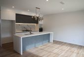 2 Kitchens, Brandnew 4 beds 3 baths house with double garage and 1 bed granny, 67 Bellfield Road, Opaheke, Auckland