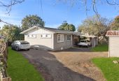 1133m2 section, 4 beds 2 baths house with carport and standalone garage, 97 Panorama Road, Mt Wellington, Auckland