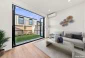 Auckland Girls’ Grammar School zone, Solidly constructed with rendered brick, 2 beds (2 ensuites) 2.5 bath home with car park, 22 Hadlow Terrace, Grey Lynn, Auckland