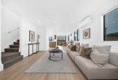 134m2 Freehold 3 beds + study area 2.5 baths duplex home with garage, No bodycorp or Residential Society fees, 7C Walsall Street, Avondale, Auckland