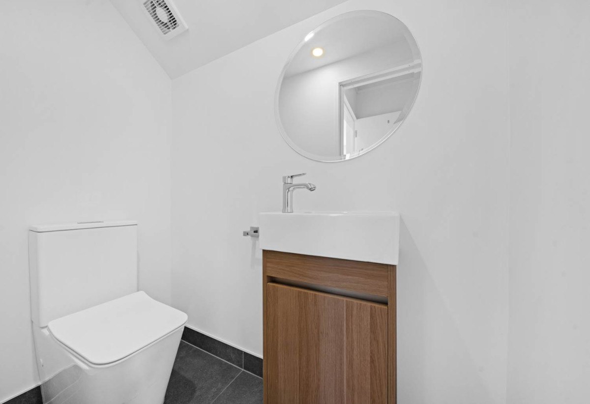 134m2 Freehold 3 beds + study area 2.5 baths duplex home with garage, No bodycorp or Residential Society fees, 7C Walsall Street, Avondale, Auckland