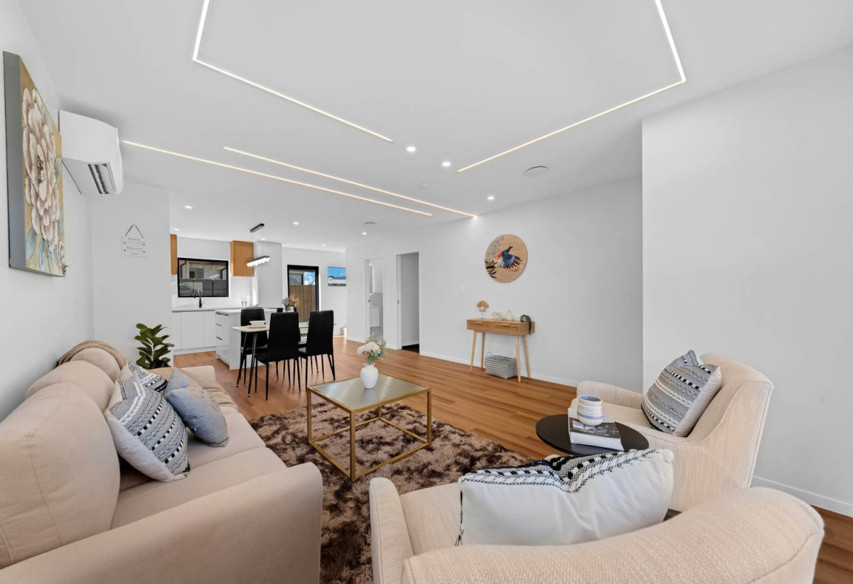 Brandnew 4 beds 2.5 baths (4 toilets) home with garage, Lot 2/71 Pah Road, Papatoetoe, Auckland