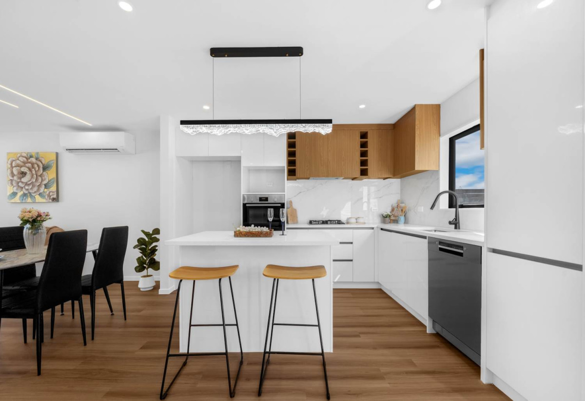 Brandnew 4 beds 2.5 baths (4 toilets) home with garage, Lot 2/71 Pah Road, Papatoetoe, Auckland