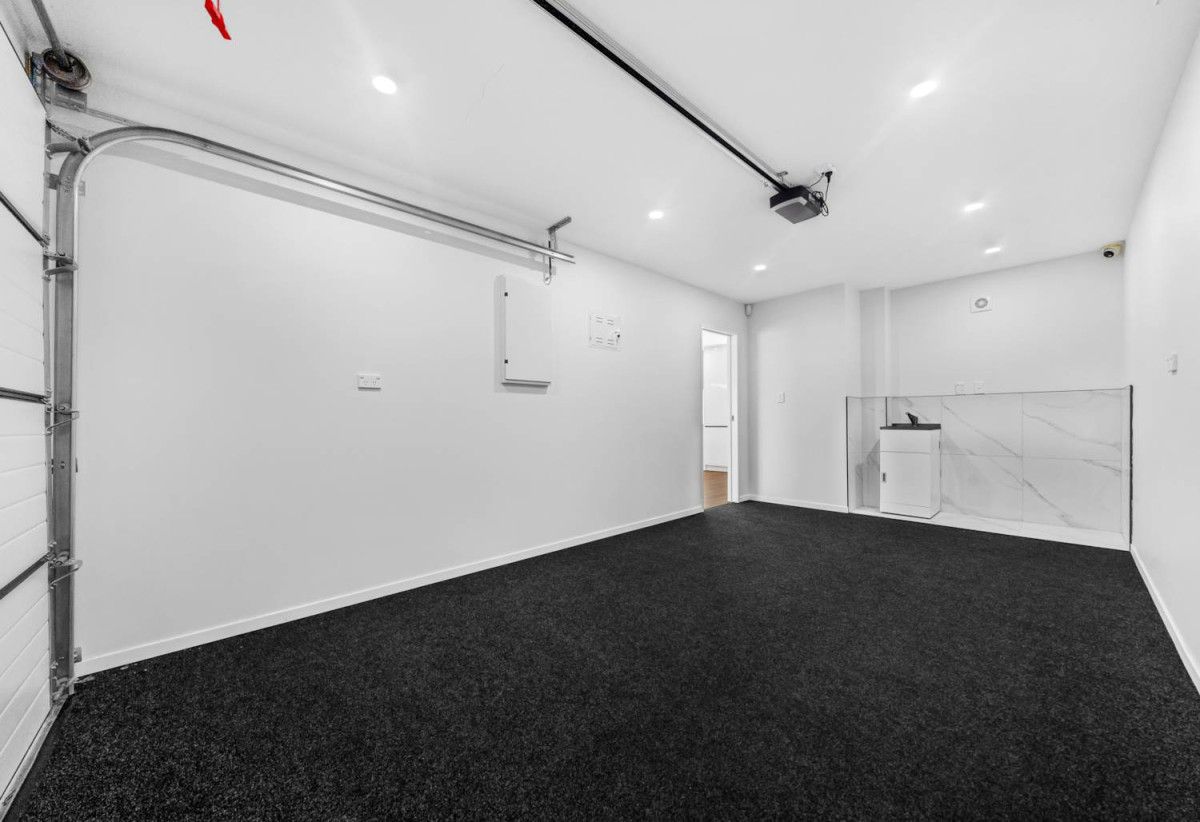 Brandnew 4 beds 2.5 baths (4 toilets) home with garage, Lot 2/71 Pah Road, Papatoetoe, Auckland