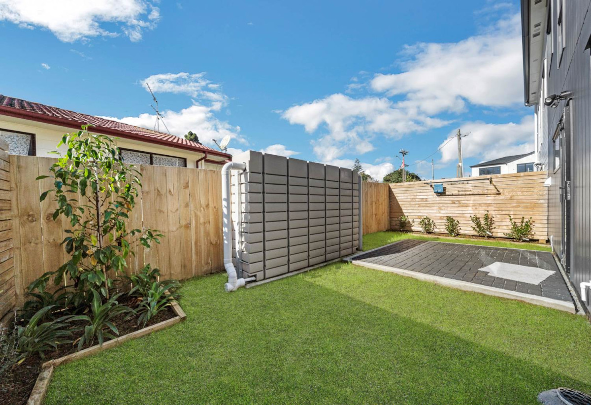 Brandnew 4 beds 2.5 baths (4 toilets) home with garage, Lot 1/71 Pah Road, Papatoetoe, Auckland
