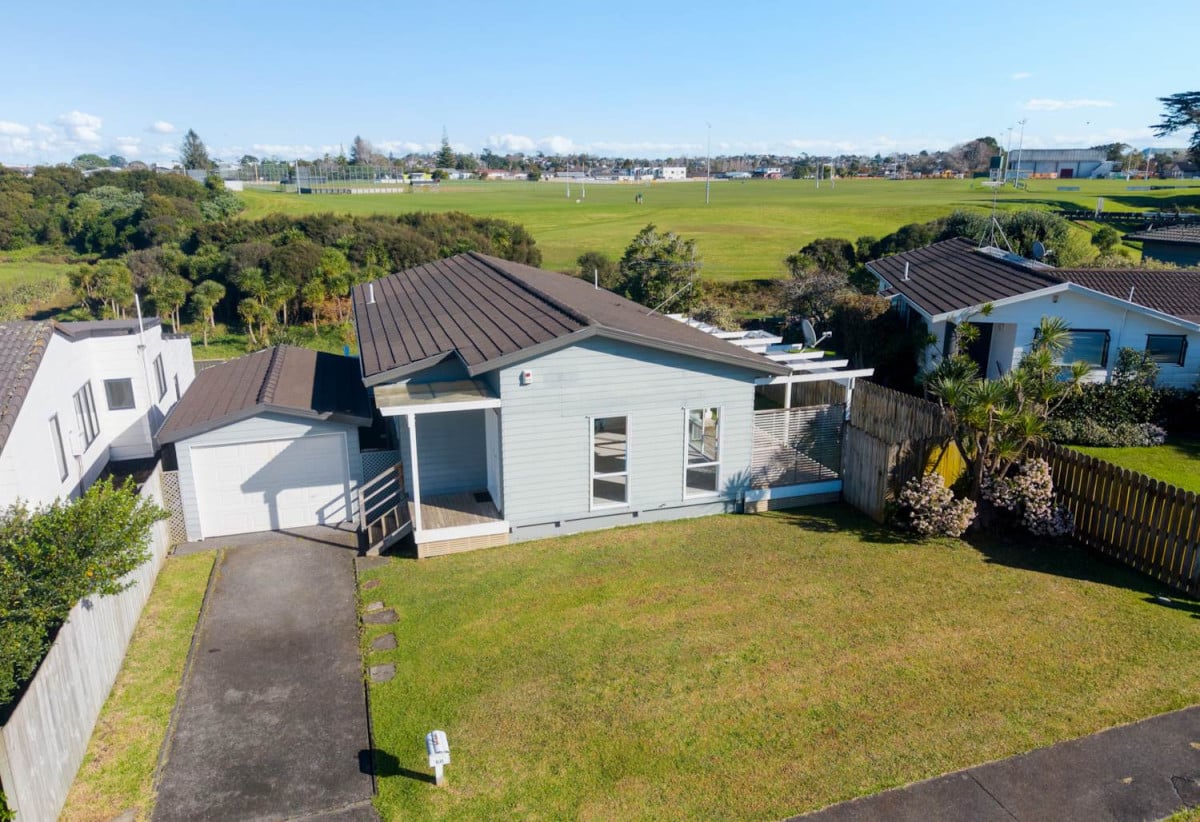 Next to a reserve, 607m2 section, Newly carpeted 3 beds 1 bath house, Semi-ensuite bathroom plus separate toilet, Single carport with roller door, move-in ready, 66 De Quincey Terrace, Highland Park, Auckland