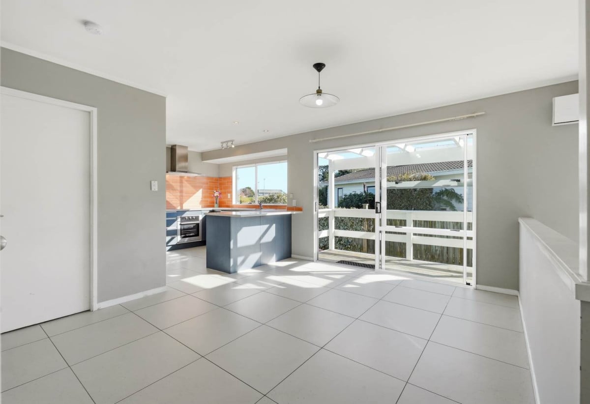 Next to a reserve, 607m2 section, Newly carpeted 3 beds 1 bath house, Semi-ensuite bathroom plus separate toilet, Single carport with roller door, move-in ready, 66 De Quincey Terrace, Highland Park, Auckland