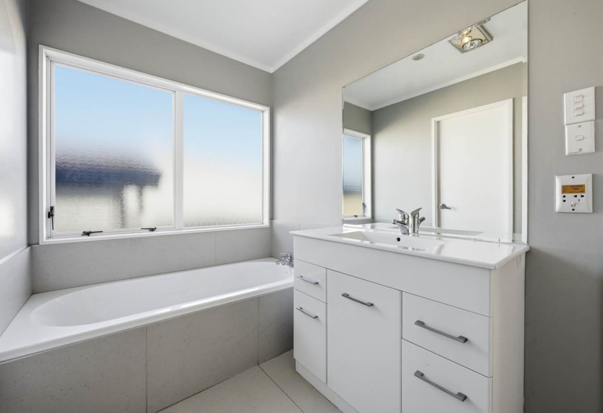 Next to a reserve, 607m2 section, Newly carpeted 3 beds 1 bath house, Semi-ensuite bathroom plus separate toilet, Single carport with roller door, move-in ready, 66 De Quincey Terrace, Highland Park, Auckland