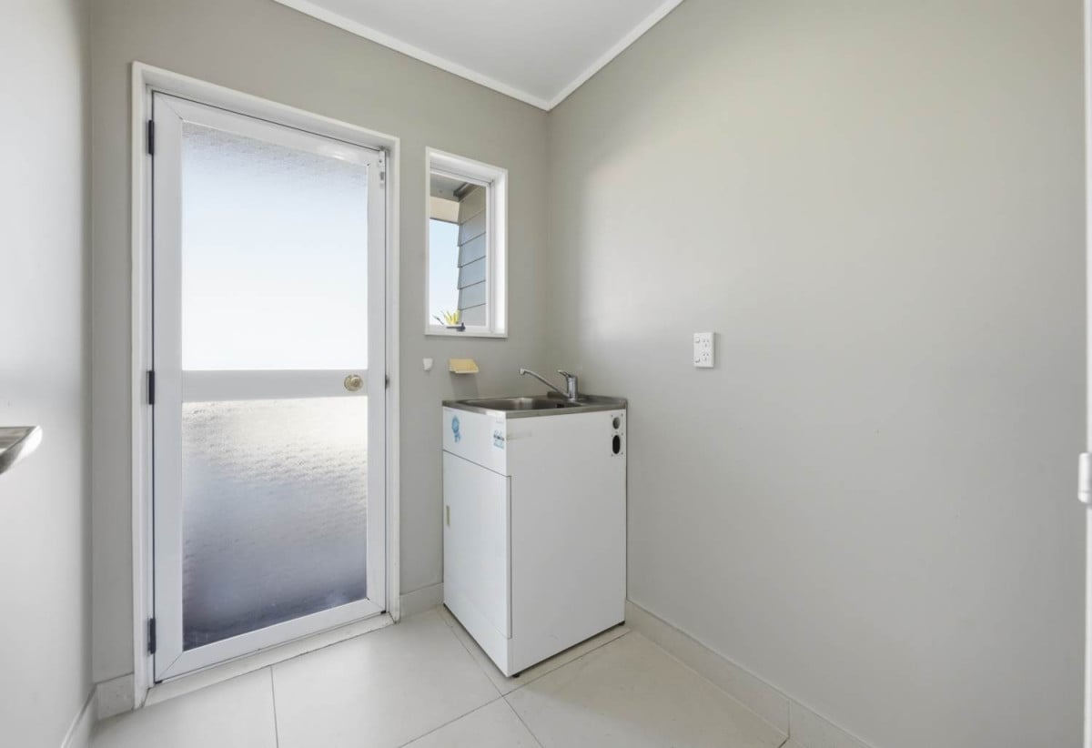 Next to a reserve, 607m2 section, Newly carpeted 3 beds 1 bath house, Semi-ensuite bathroom plus separate toilet, Single carport with roller door, move-in ready, 66 De Quincey Terrace, Highland Park, Auckland