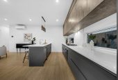 Zoned for BBI & Macleans, 192m2 Standalone 4 beds 2.5 baths home with double garage, 3B Loloma Drive, Half Moon Bay, Auckland