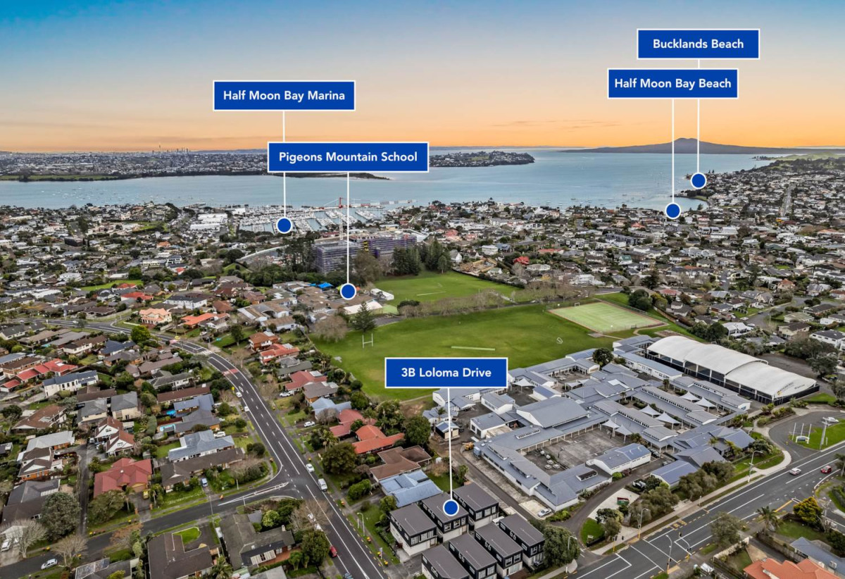Zoned for BBI & Macleans, 192m2 Standalone 4 beds 2.5 baths home with double garage, 3B Loloma Drive, Half Moon Bay, Auckland