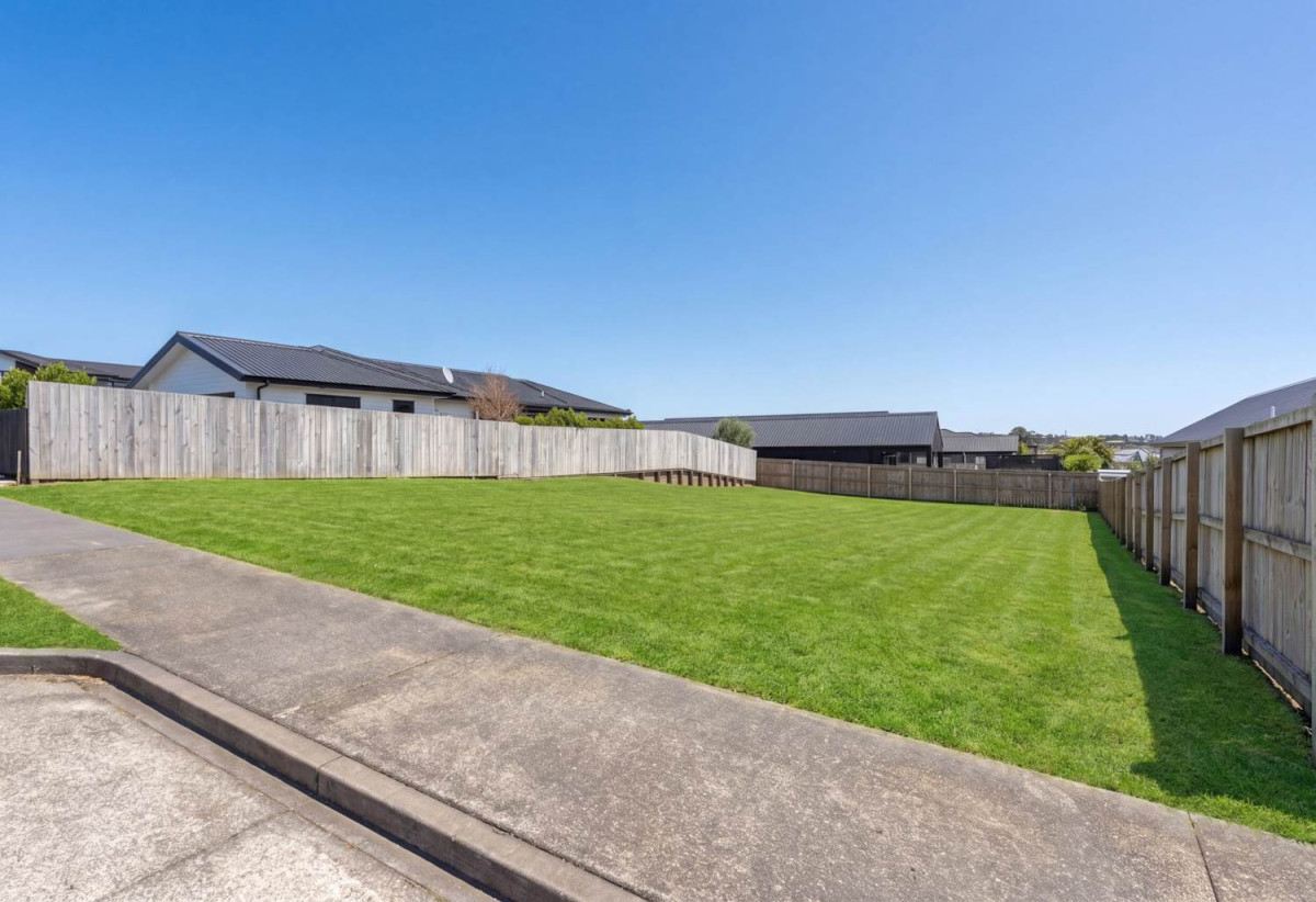 600m2 section, fully serviced and ready to go, 1 km to Matua Ngaru School, 23 Paihere Street, Huapai, Auckland