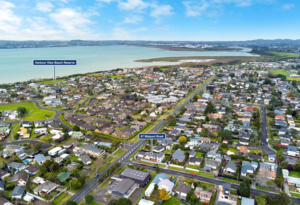 693m2 section, 5 beds + office 2 baths house with double garage, 67 Waipani Road, Te Atatu Peninsula, Auckland