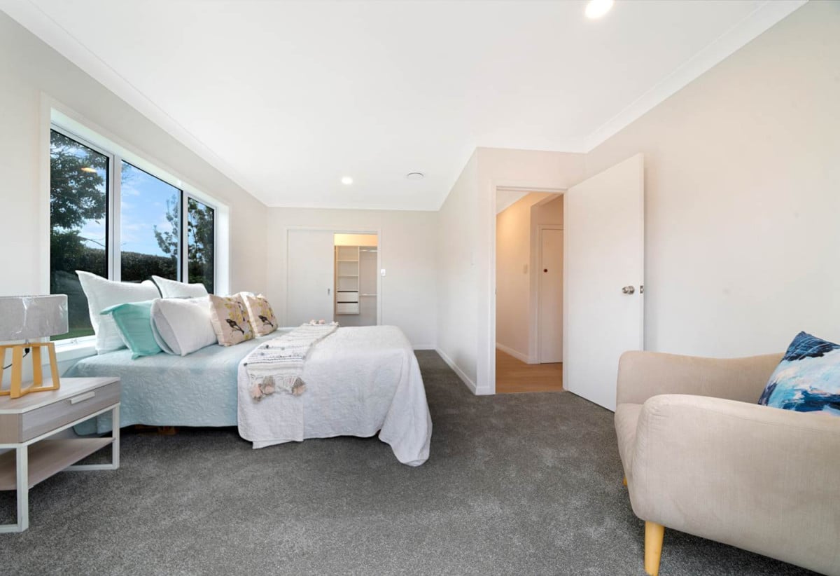 693m2 section, 5 beds + office 2 baths house with double garage, 67 Waipani Road, Te Atatu Peninsula, Auckland