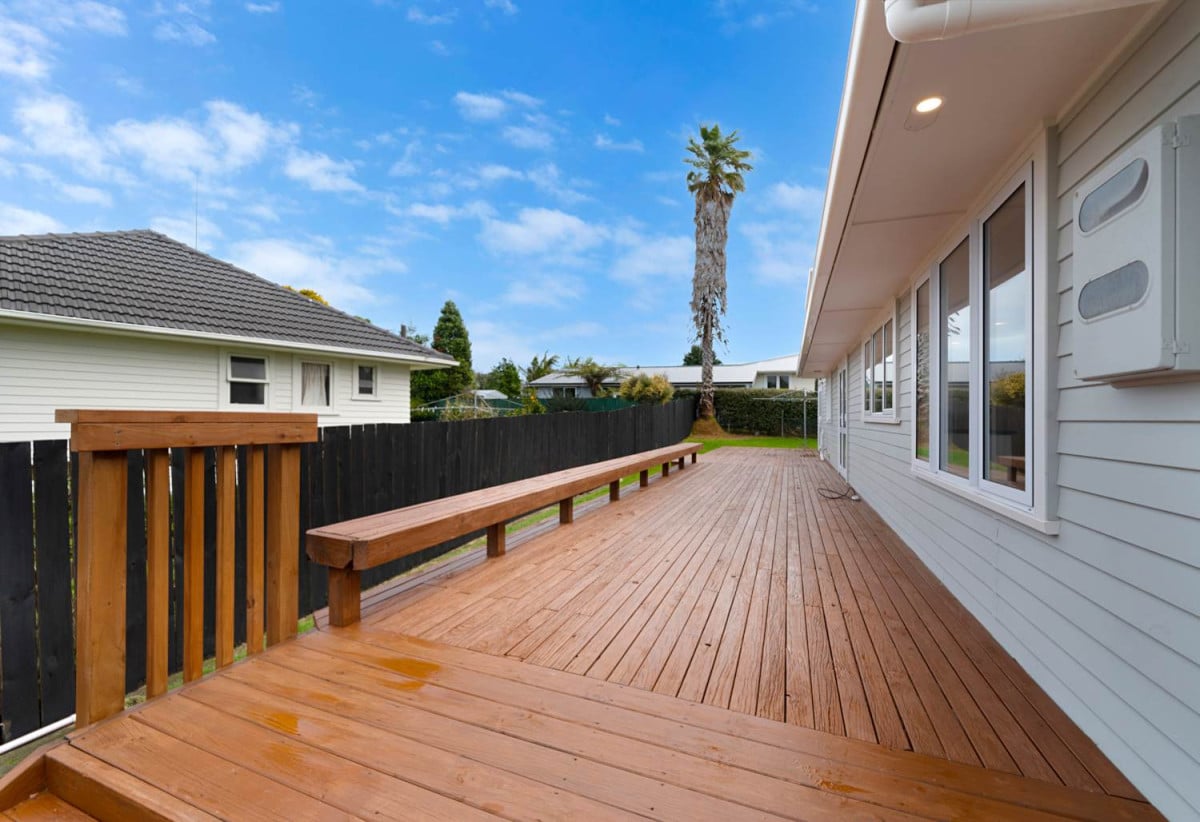 693m2 section, 5 beds + office 2 baths house with double garage, 67 Waipani Road, Te Atatu Peninsula, Auckland