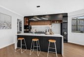 2 kitchens, Brandnew 7 beds (3 ensuites) 5.5 baths house with double garage and 2 beds granny, 76b Koromeke Street, Flat Bush, Auckland