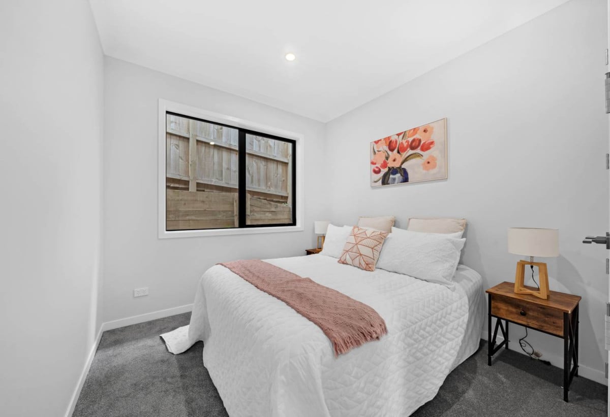 2 kitchens, Brandnew 7 beds (3 ensuites) 5.5 baths house with double garage and 2 beds granny, 76b Koromeke Street, Flat Bush, Auckland