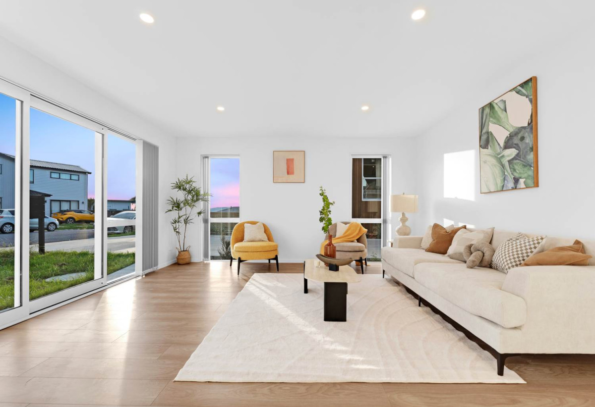 Walks to Macleans College and BBI, Brandnew standalone 4 beds 3 baths home with double garage, 37A Sorrel Crescent, Bucklands Beach, Auckland