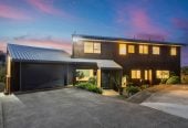 1030m2 section, Elegant Living, Sea Views & Rangitoto Zones, 6 beds (1 ensuite) + study 3.5 baths house with garage and swimming pool, A supersized entertaining lounge on the lower level, along with its own bathroom and two generous bedrooms, provides exceptional flexibility. 32 Bellbird Rise, Murrays Bay, Auckland