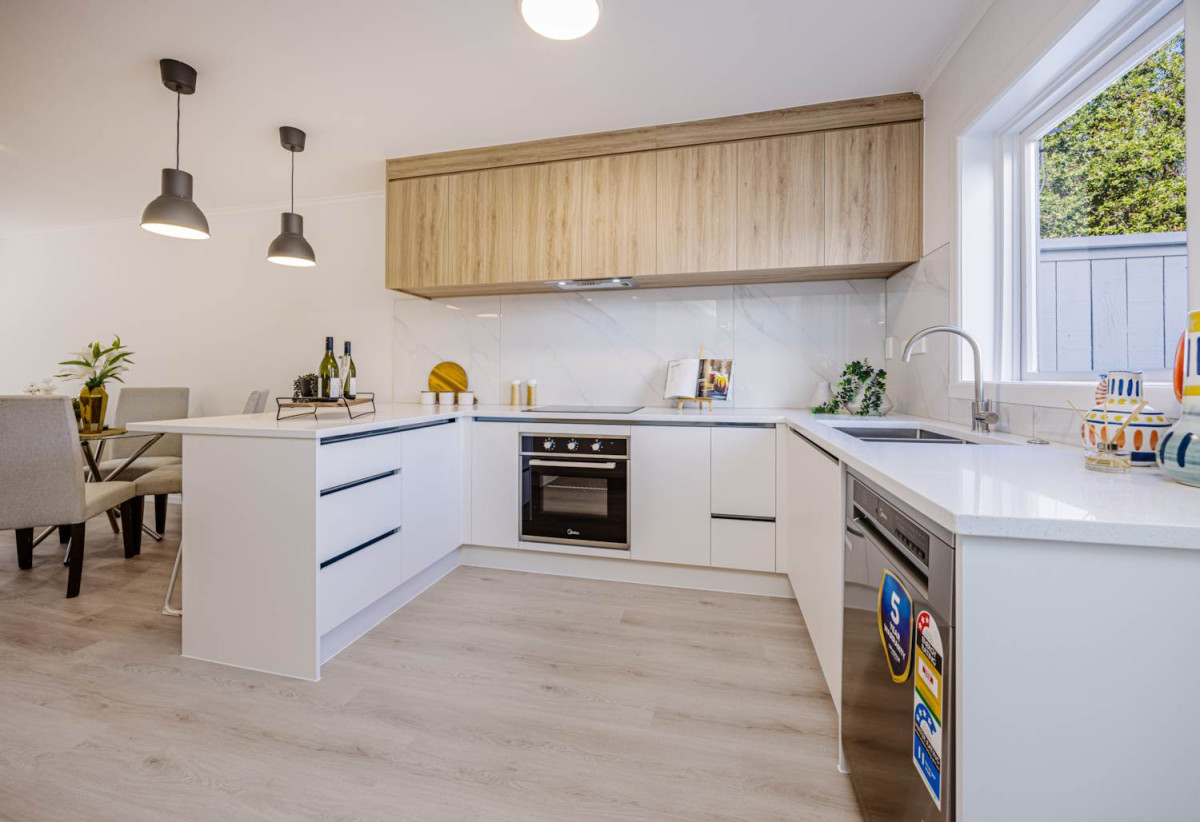 Double Grammar school zone, Renovated 2 beds 1 bath home with carport, Zoned for Auckland Grammar and Epsom Girls’ Grammar, 6/29 Birdwood Crescent, Parnell, Auckland