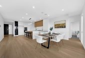 897m2 Section, 3 kitchens, Brandnew Brick and tile 5 beds (1 ensuite) 3 baths house with double garage and 2 beds granny, 4 Titchmarsh Lane, Pokeno