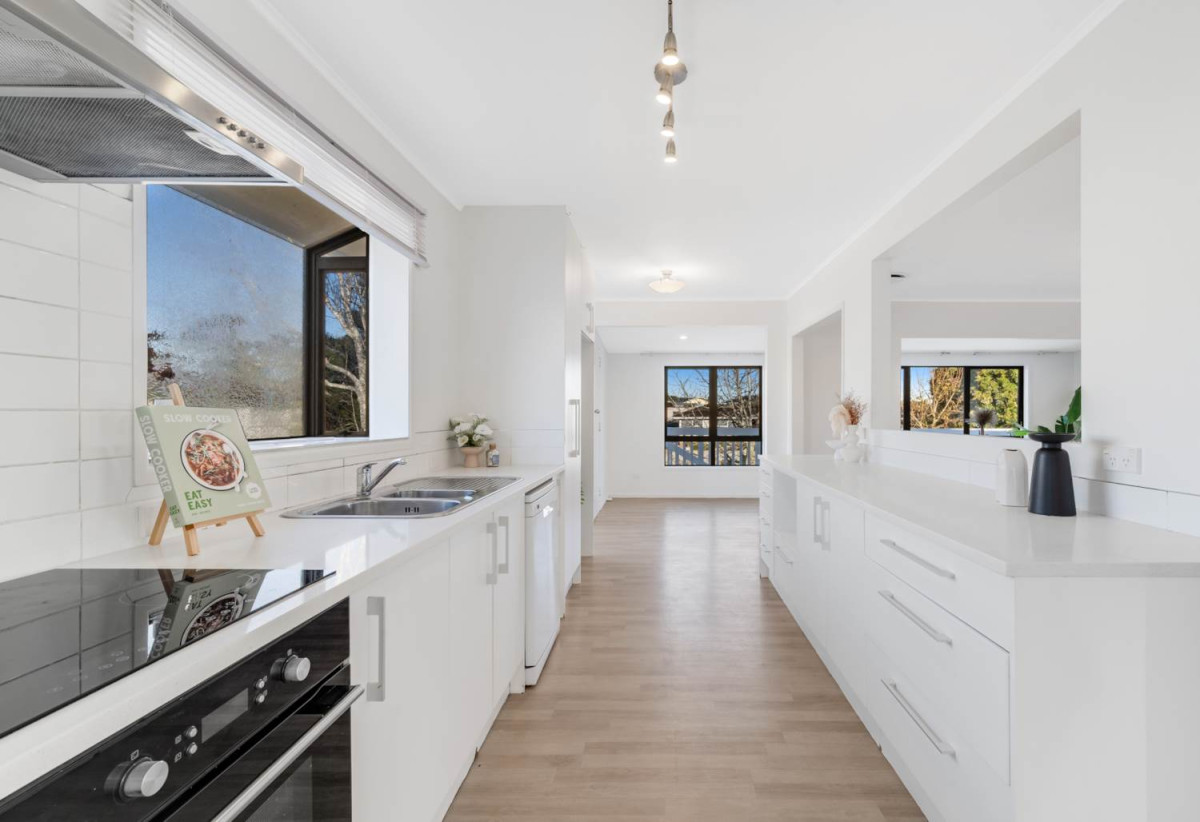 620m2 section, 3 beds 1.5 baths house with double carport, the standalone garage has been thoughtfully converted into a rumpus room and 2 flexi rooms, 6 Rainbow Place, Wattle Downs, Auckland