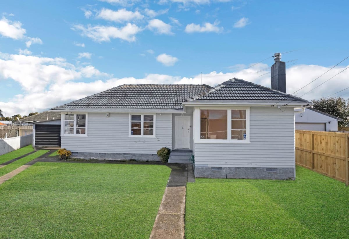 673m2 section, 3 beds 1 bath house, Separate double garage plus a separate single garage, Fully fenced with a secure gate, 5 Bowen Street, Manurewa, Auckland
