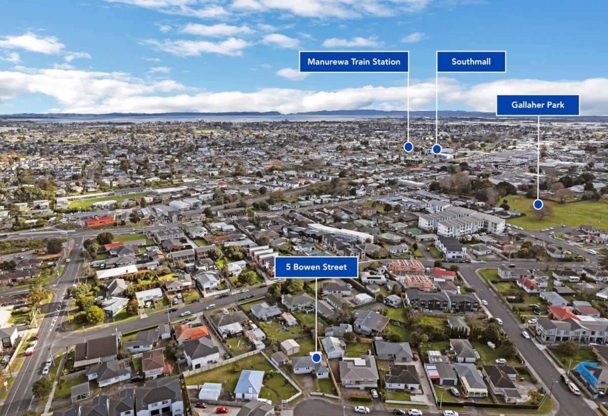 673m2 section, 3 beds 1 bath house, Separate double garage plus a separate single garage, Fully fenced with a secure gate, 5 Bowen Street, Manurewa, Auckland