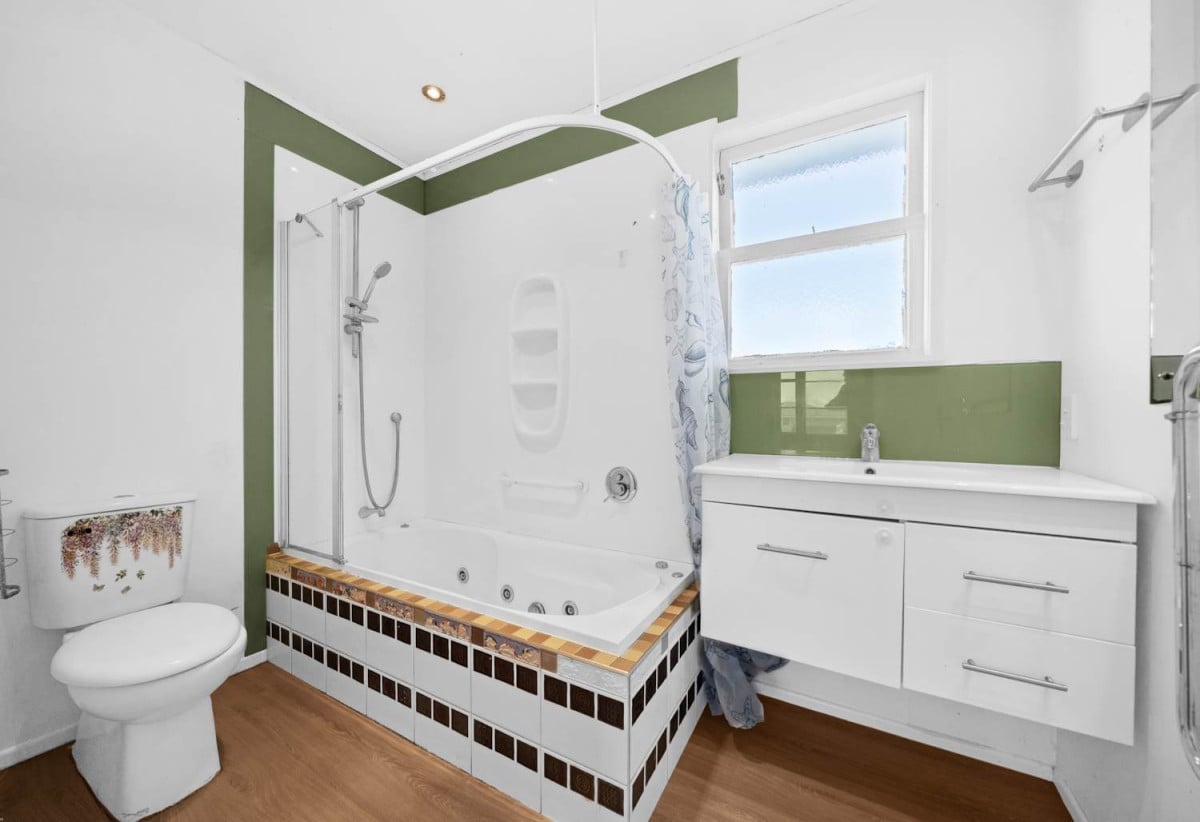 673m2 section, 3 beds 1 bath house, Separate double garage plus a separate single garage, Fully fenced with a secure gate, 5 Bowen Street, Manurewa, Auckland
