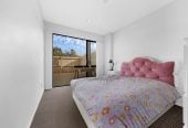 MUST SELL FAST, 140m2 3 beds 2 baths home with car park, 33/5 Perekia Street, Albany, Auckland