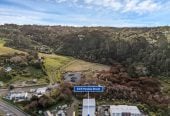 MUST SELL FAST, 140m2 3 beds 2 baths home with car park, 33/5 Perekia Street, Albany, Auckland