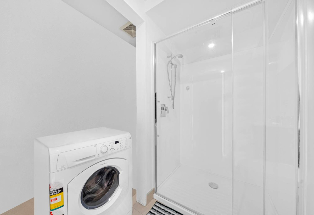 81m2 Newly Renovated 2 beds (1 ensuite) 2 baths two-level Apartment with 2 car parks, in Heart of Flat Bush, 204/136 Stancombe Road, Flat Bush, Auckland