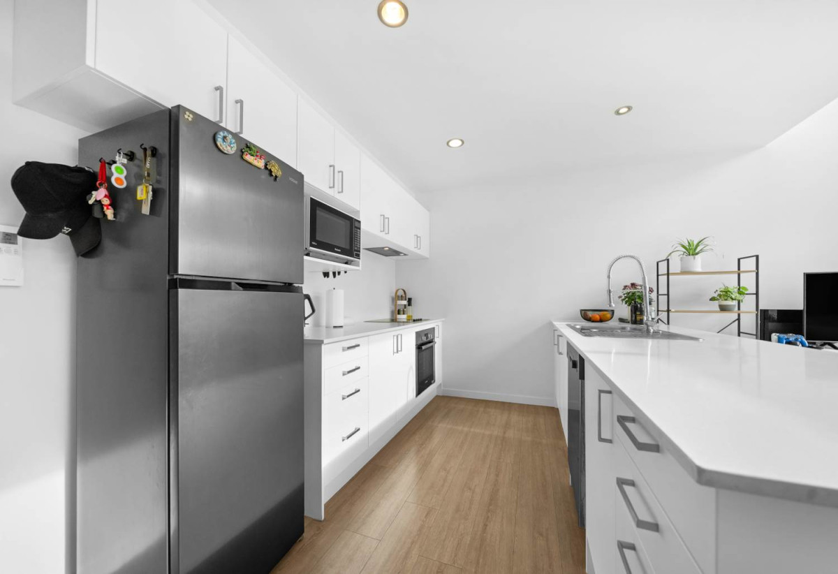 81m2 Newly Renovated 2 beds (1 ensuite) 2 baths two-level Apartment with 2 car parks, in Heart of Flat Bush, 204/136 Stancombe Road, Flat Bush, Auckland