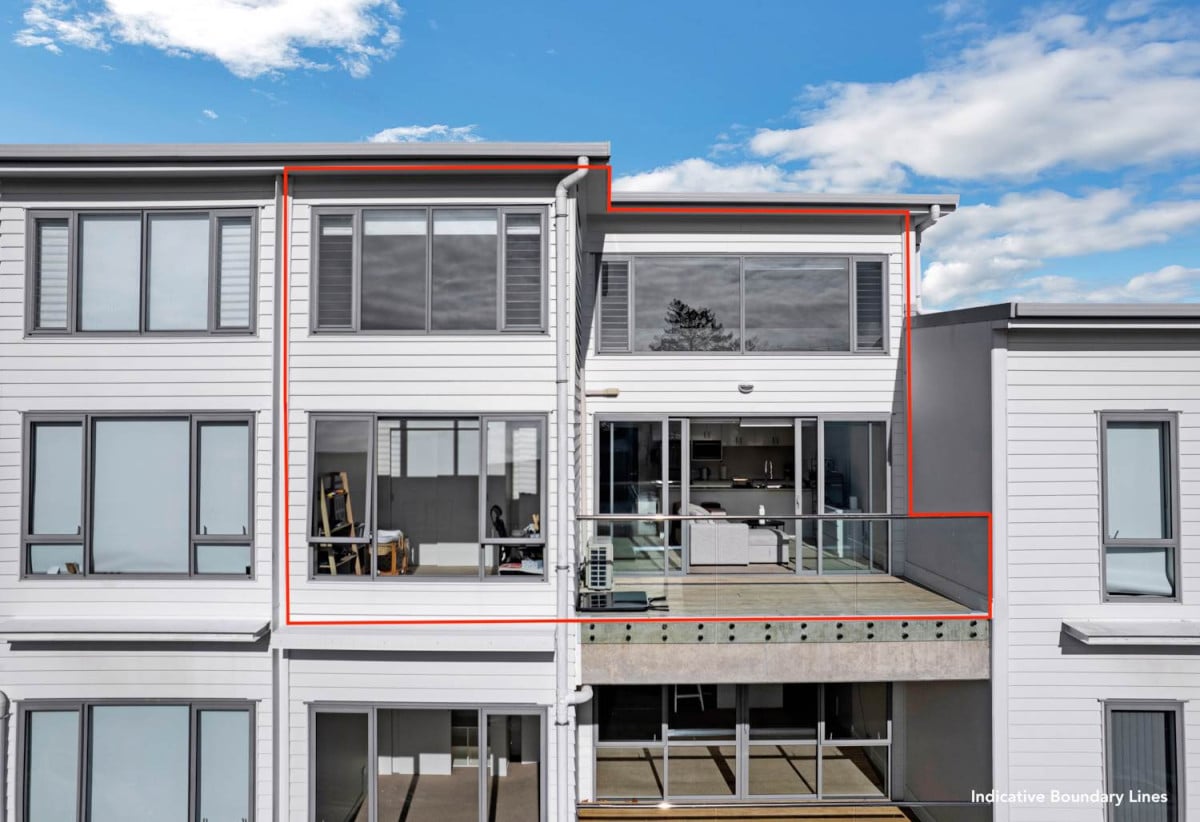 81m2 Newly Renovated 2 beds (1 ensuite) 2 baths two-level Apartment with 2 car parks, in Heart of Flat Bush, 204/136 Stancombe Road, Flat Bush, Auckland