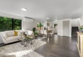 Motivated vendors, Renovated 3 beds + rumpus room 2.5 baths house with car parks, 3 beds 1 bath upstairs, Downstairs a large rumpus room or fourth bedroom with its own bathroom and a separate entrance. 2/523 Glenfield Road, Glenfield, Auckland