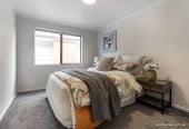 Motivated vendors, Renovated 3 beds + rumpus room 2.5 baths house with car parks, 3 beds 1 bath upstairs, Downstairs a large rumpus room or fourth bedroom with its own bathroom and a separate entrance. 2/523 Glenfield Road, Glenfield, Auckland