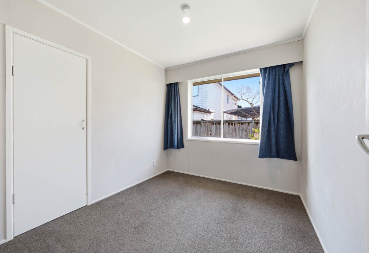 678m2 section, RC, EPA, BC approved for 4 homes ( 3 beds 2.5 baths single garage, Lot 1& 4, standalone, Lot 2 &3, duplex), Brick and tile 4 beds 1 bath house with garage, 28 Union Road, Howick, Auckland