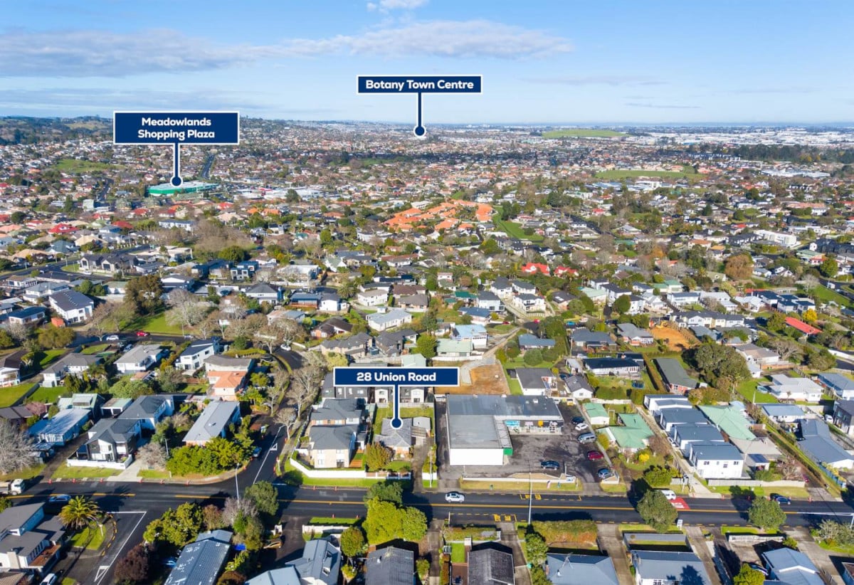 678m2 section, RC, EPA, BC approved for 4 homes ( 3 beds 2.5 baths single garage, Lot 1& 4, standalone, Lot 2 &3, duplex), Brick and tile 4 beds 1 bath house with garage, 28 Union Road, Howick, Auckland