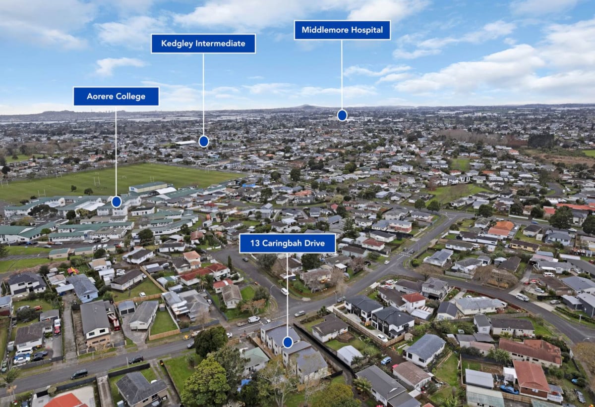 Built by Emphasis Homes, Brandnew freehold 2 beds 2.5 baths home, NO BODY CORP OR SOCIETY FEE, 1/13 Caringbah Drive, Papatoetoe, Auckland
